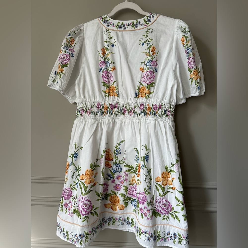 NWOT White Beach Dress with bright florals SZ Large/ Button down/ Vacation - Picture 5 of 12